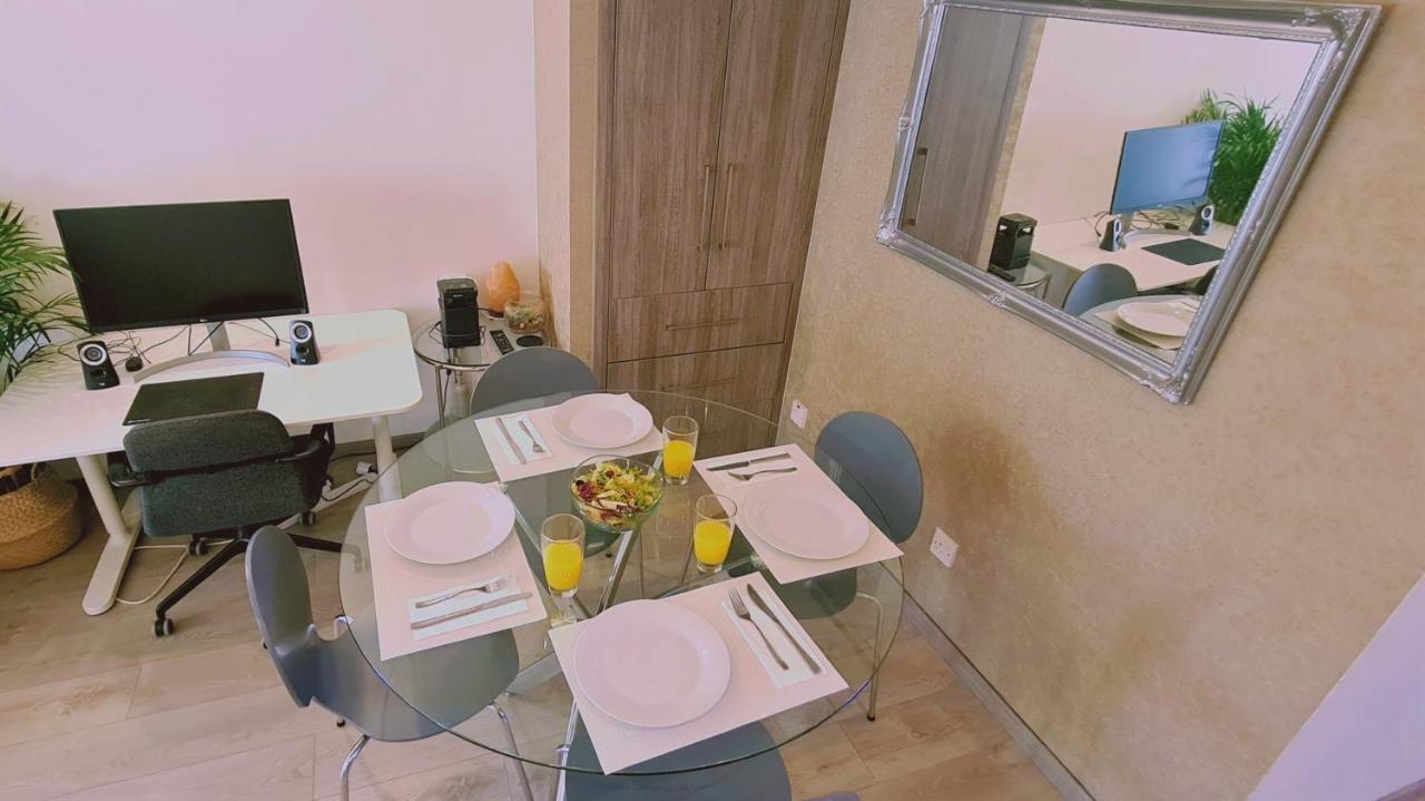 Stay Downtown Retreat Limassol Exterior photo